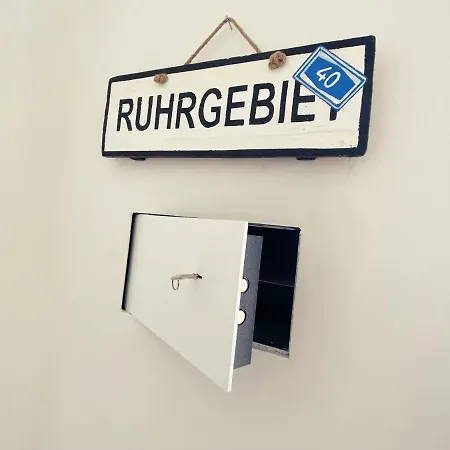 Schoene&zentrale In In Der Naehe Von Wuppertal,duesseldorf, Koeln,ruhrgebiet *