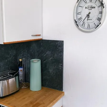 Schoene&zentrale In In Der Naehe Von Wuppertal,duesseldorf, Koeln,ruhrgebiet *