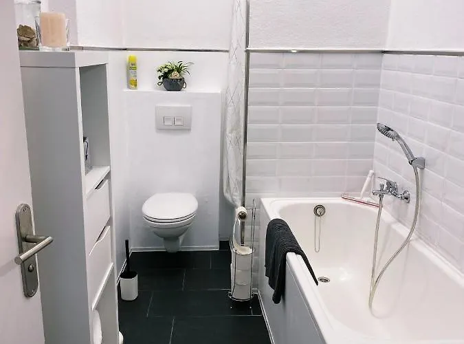 Schoene&zentrale In In Der Naehe Von Wuppertal,duesseldorf, Koeln,ruhrgebiet * Schwelm