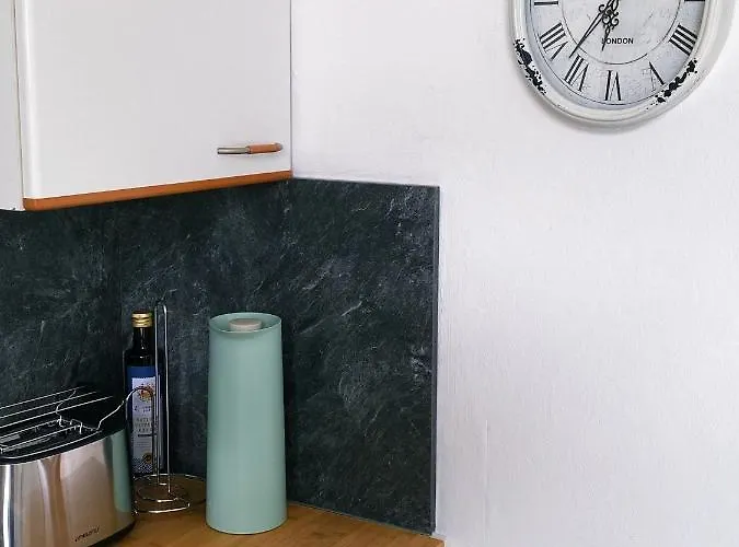 Schoene&zentrale In In Der Naehe Von Wuppertal,duesseldorf, Koeln,ruhrgebiet *